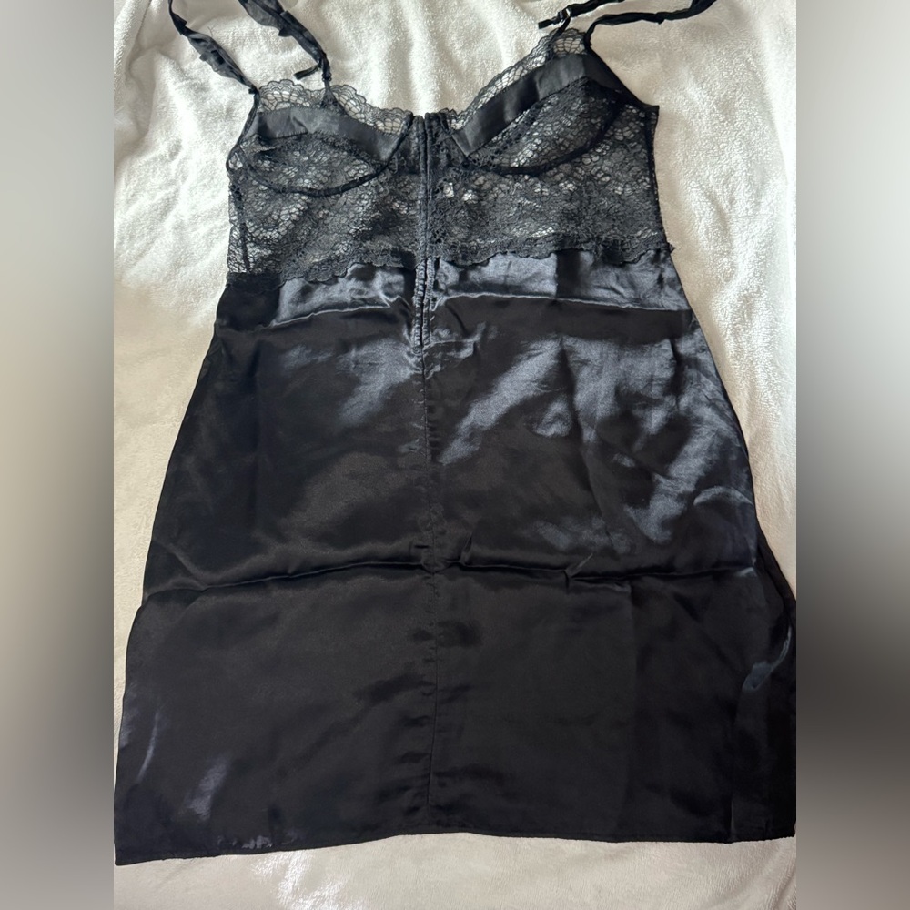La Perla Black Silk Satin Chemise with Lace Detailing - Picture 8 of 9